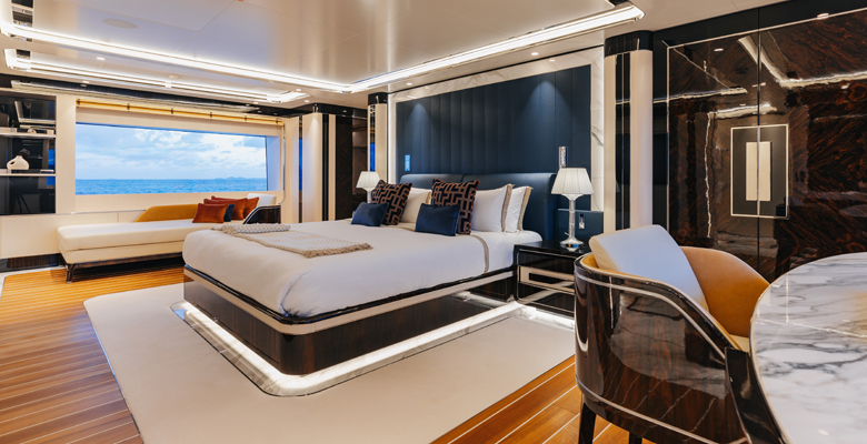 yacht Daybreak master