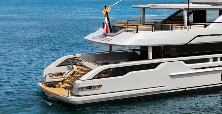 launch of yacht Mon Coeur