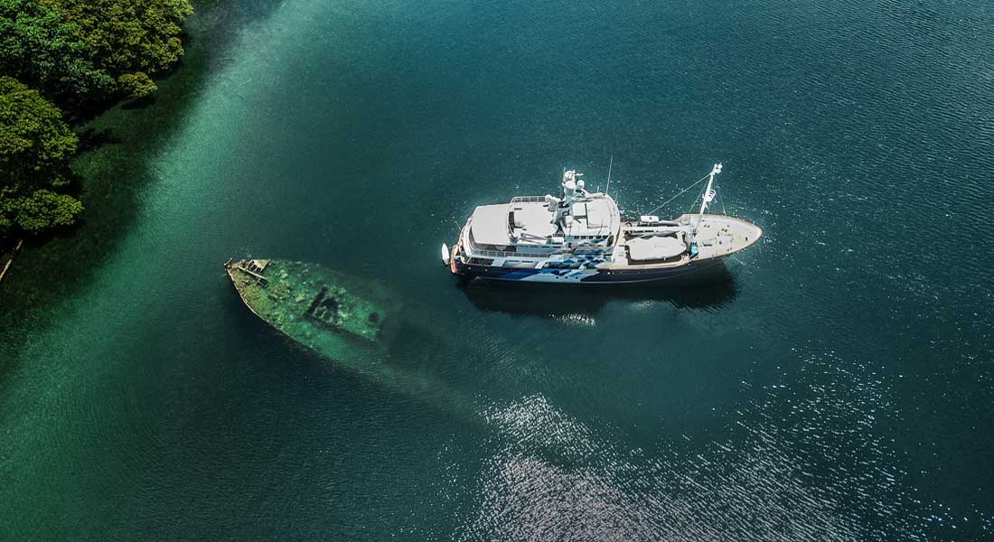 Design a Well-Being Charter Aboard Dardanella in Tahiti for a superyacht retreat