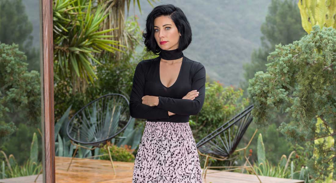 through Sienna Charles, Jaclyn Sienna India personally vets and books superyacht charters and other high-end experiences
