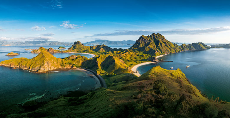 where to charter a yacht