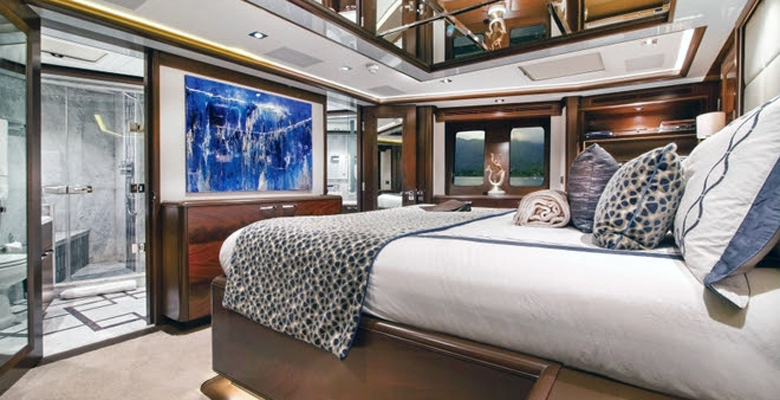 yacht ViviRae II master