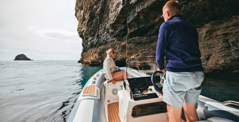 the SportJet 460 tender from Williams Jet Tender