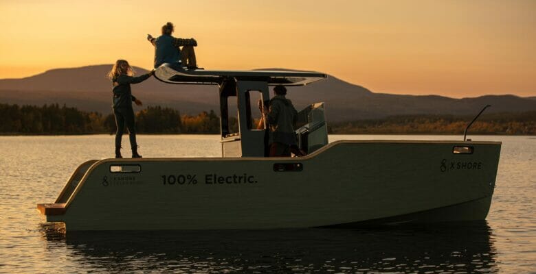 the X Shore Eelex 8000 is catching on as a superyacht tender