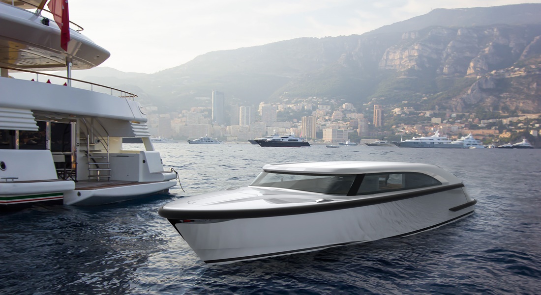 XTender 8m limousine tender
